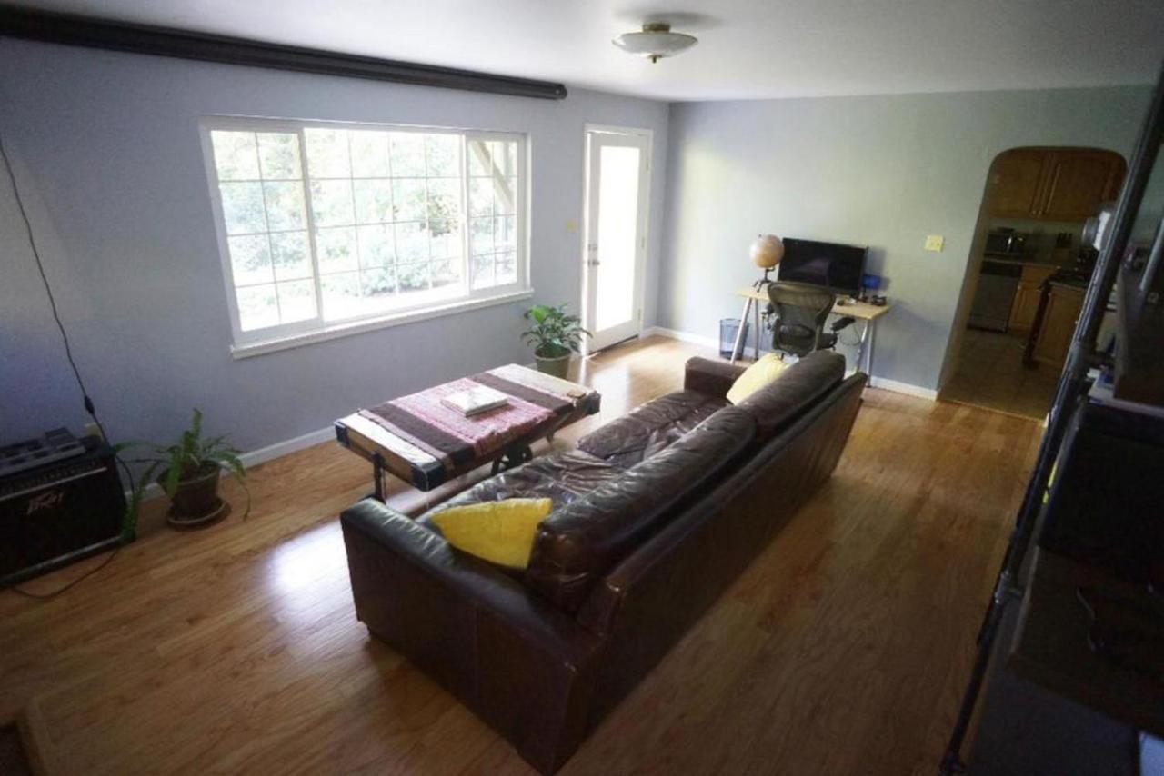 Large 1 Bedroom Apartment, Home Theater, Fireplace Berkeley Buitenkant foto