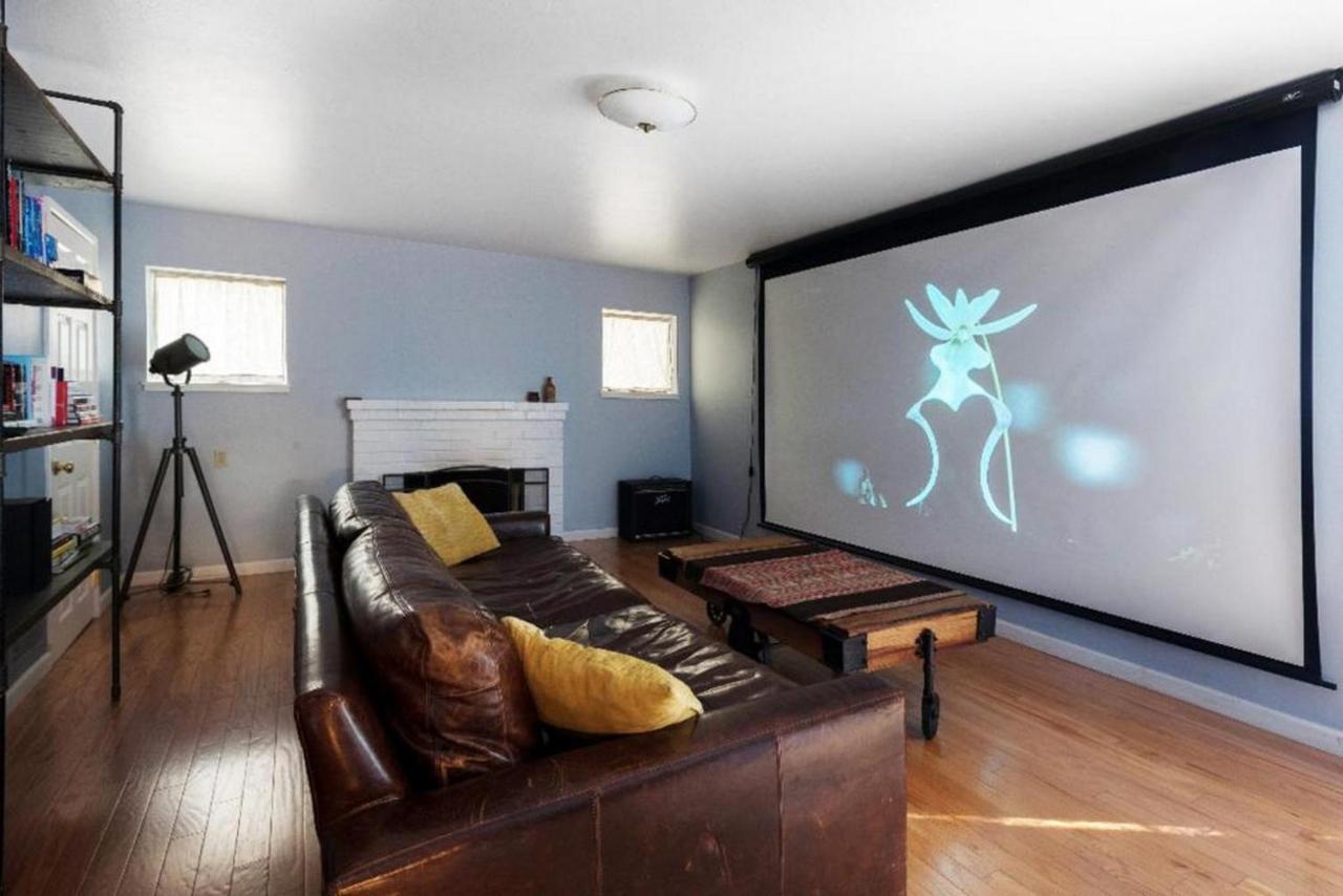 Large 1 Bedroom Apartment, Home Theater, Fireplace Berkeley Buitenkant foto